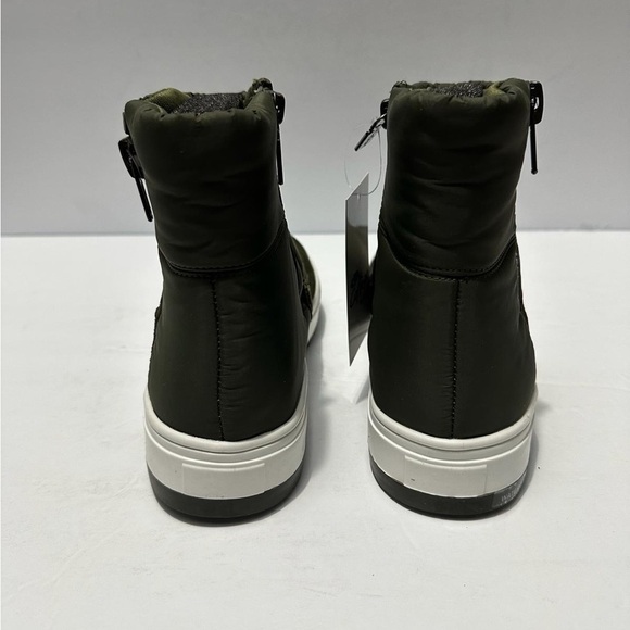 NEw Blondo Olive "Saffron" Suede & Nylon Waterproof Booties Size 7.5 M - Picture 7 of 7